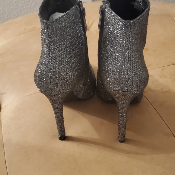 Jessica Simpson Rhinestone Booties Womens size 7 - Picture 3 of 8